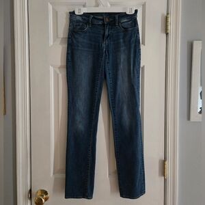 Classic Curvy Straight Blue Women's Jeans